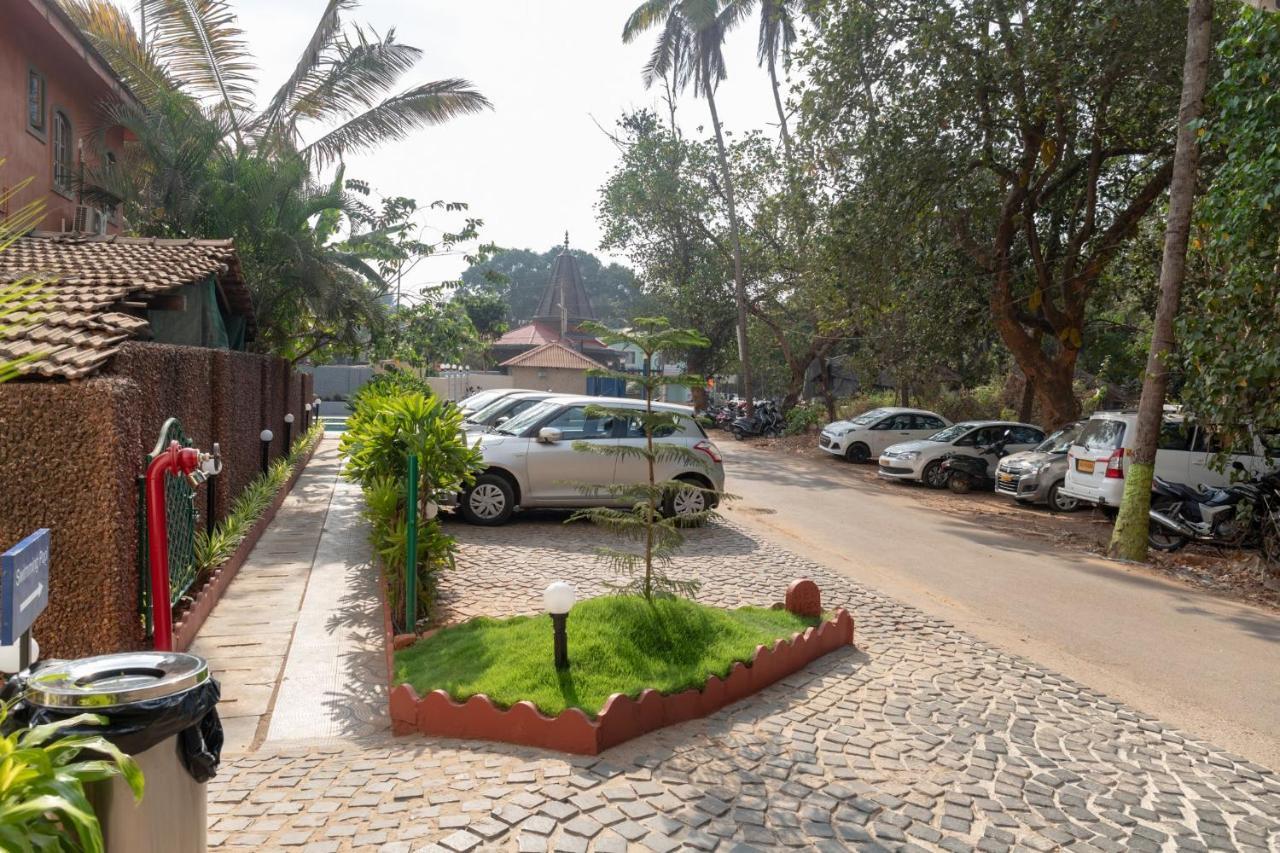 Hotel Citrus Prime Candolm, Goa Candolim Exterior photo