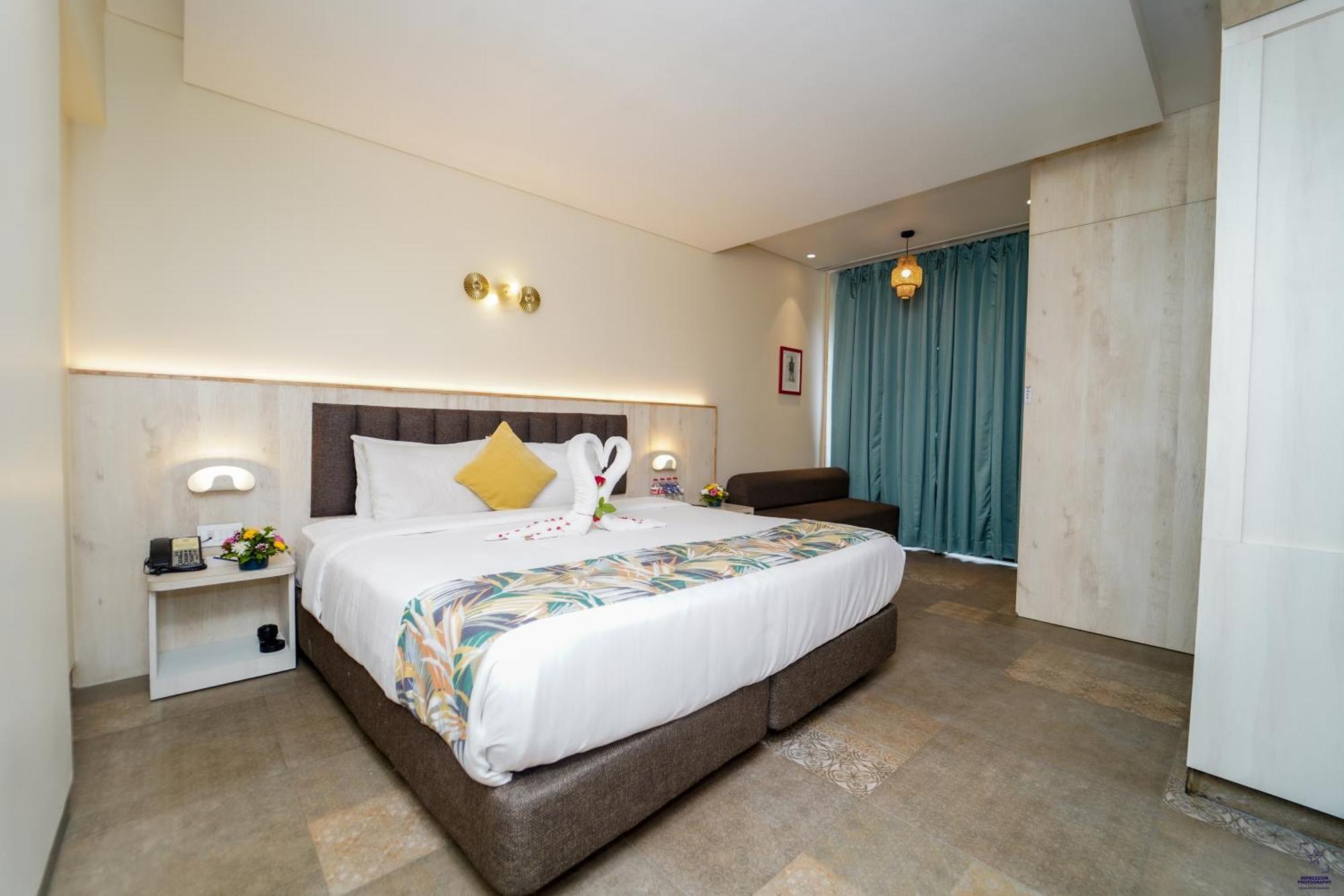 Hotel Citrus Prime Candolm, Goa Candolim Exterior photo